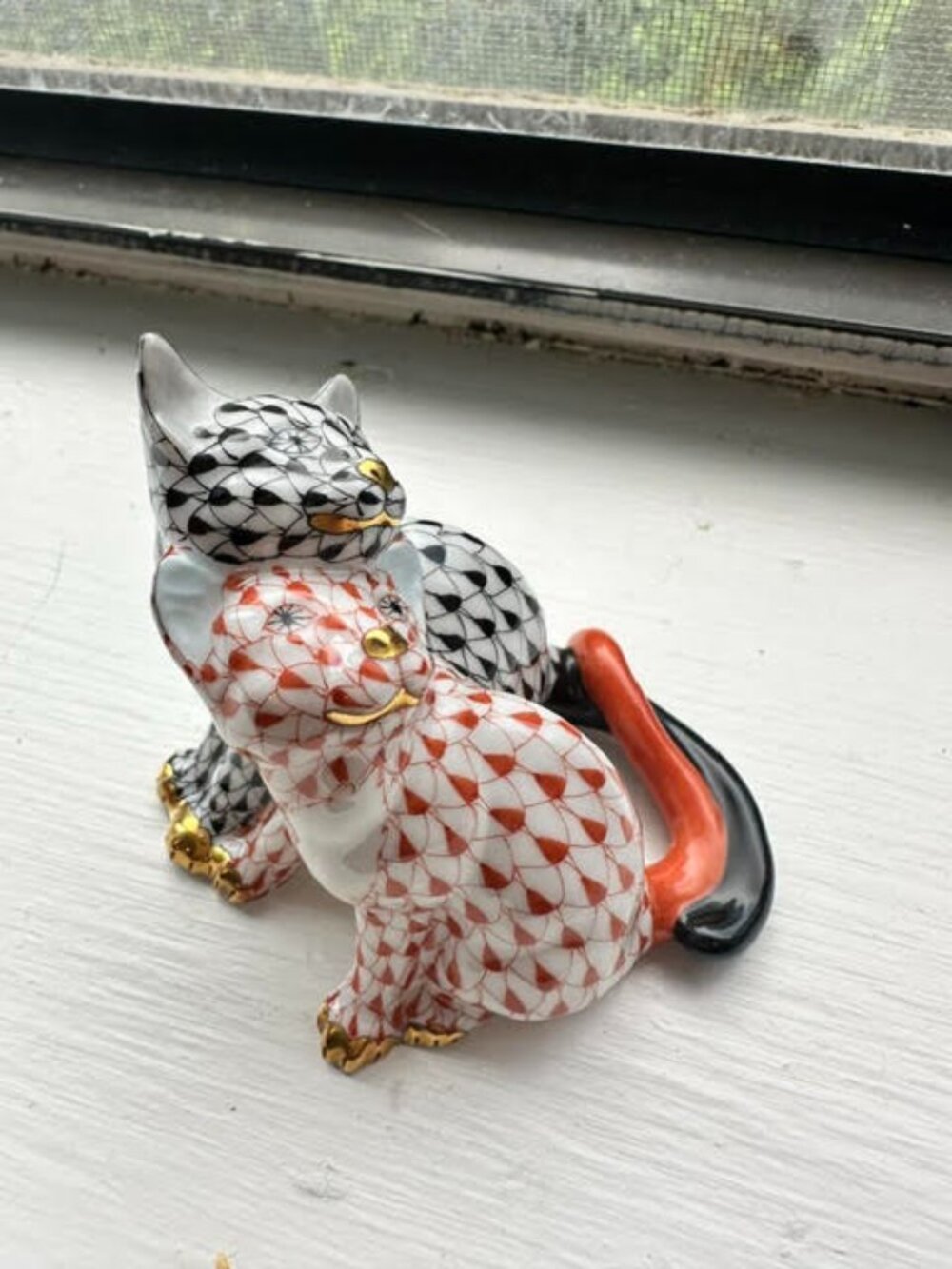 Herend Fishnet 2 cats